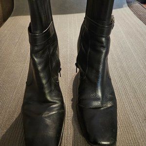 Cole Haan black leather ankle boot with square toe 9B